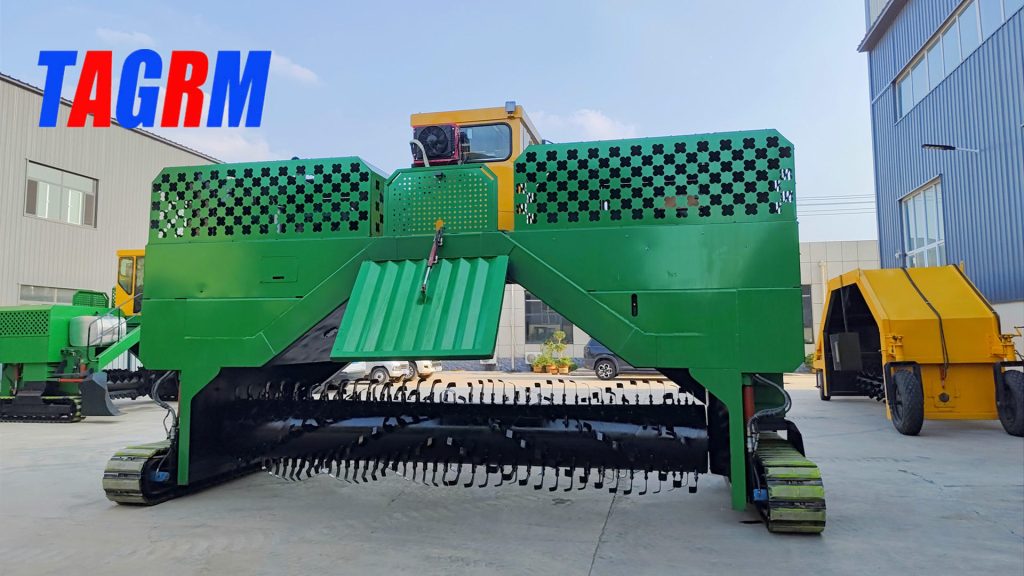 M5000 crawler compost turner